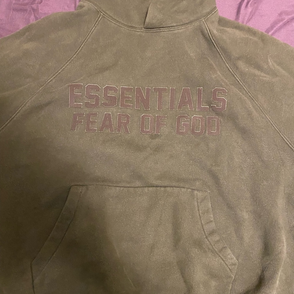 Green essential hoodie